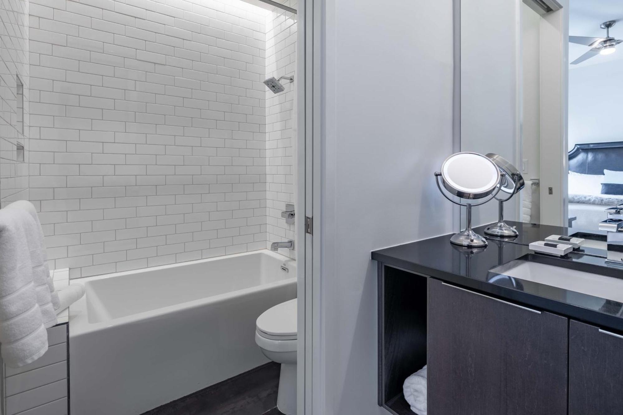 121 Hotel By Avantstay Chic Modern Hotel In ナッシュビル エクステリア 写真
